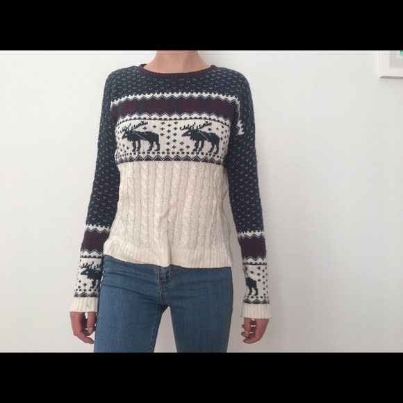 Sweater - Picture 1 of 1